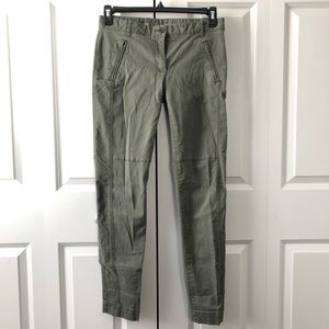 [Gap] khakis